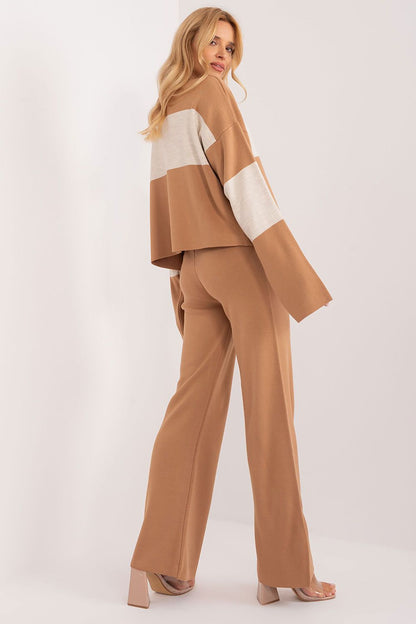 L`ensemble model 192689 Badu