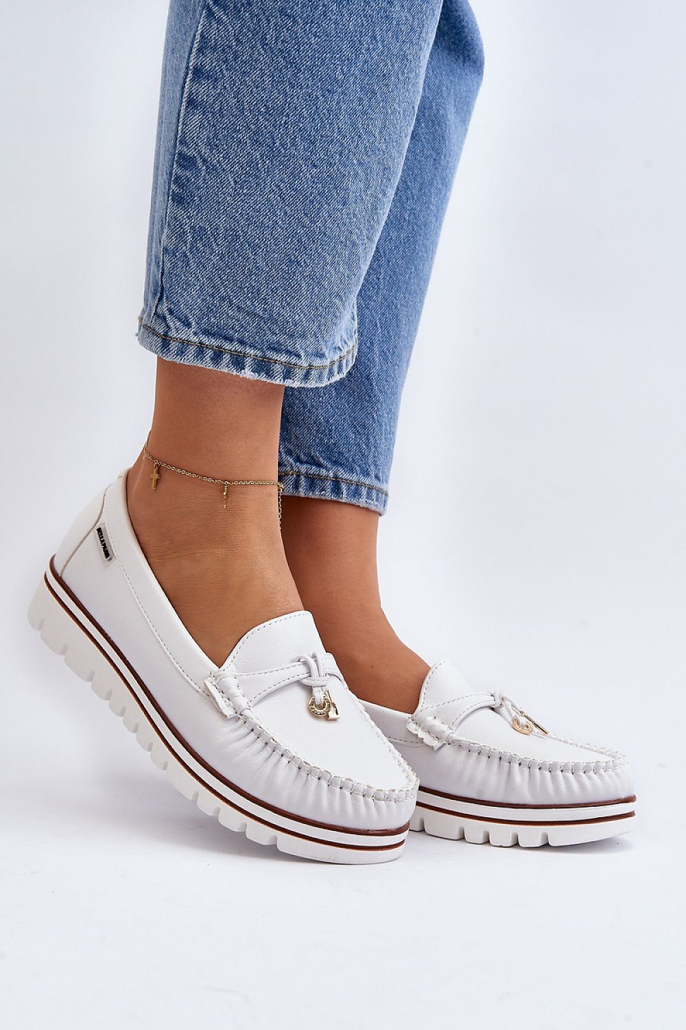 Moccasins model 192902 Step in style