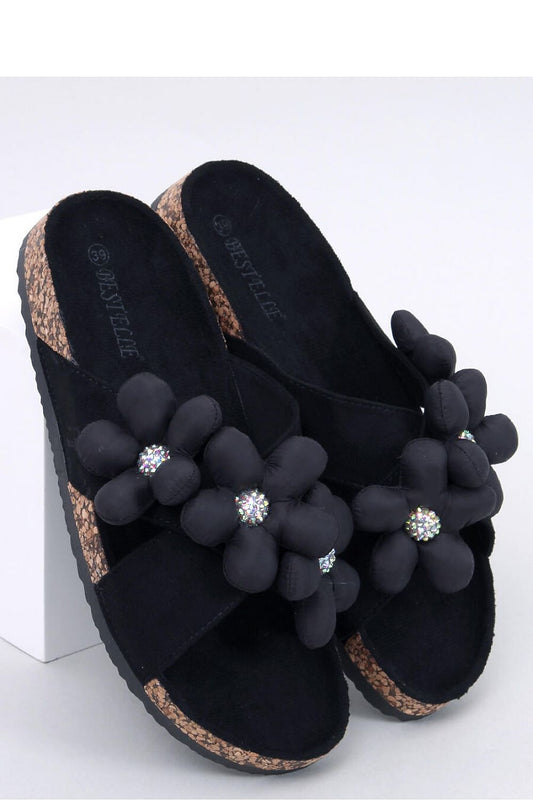 Clacquettes model 193289 Inello