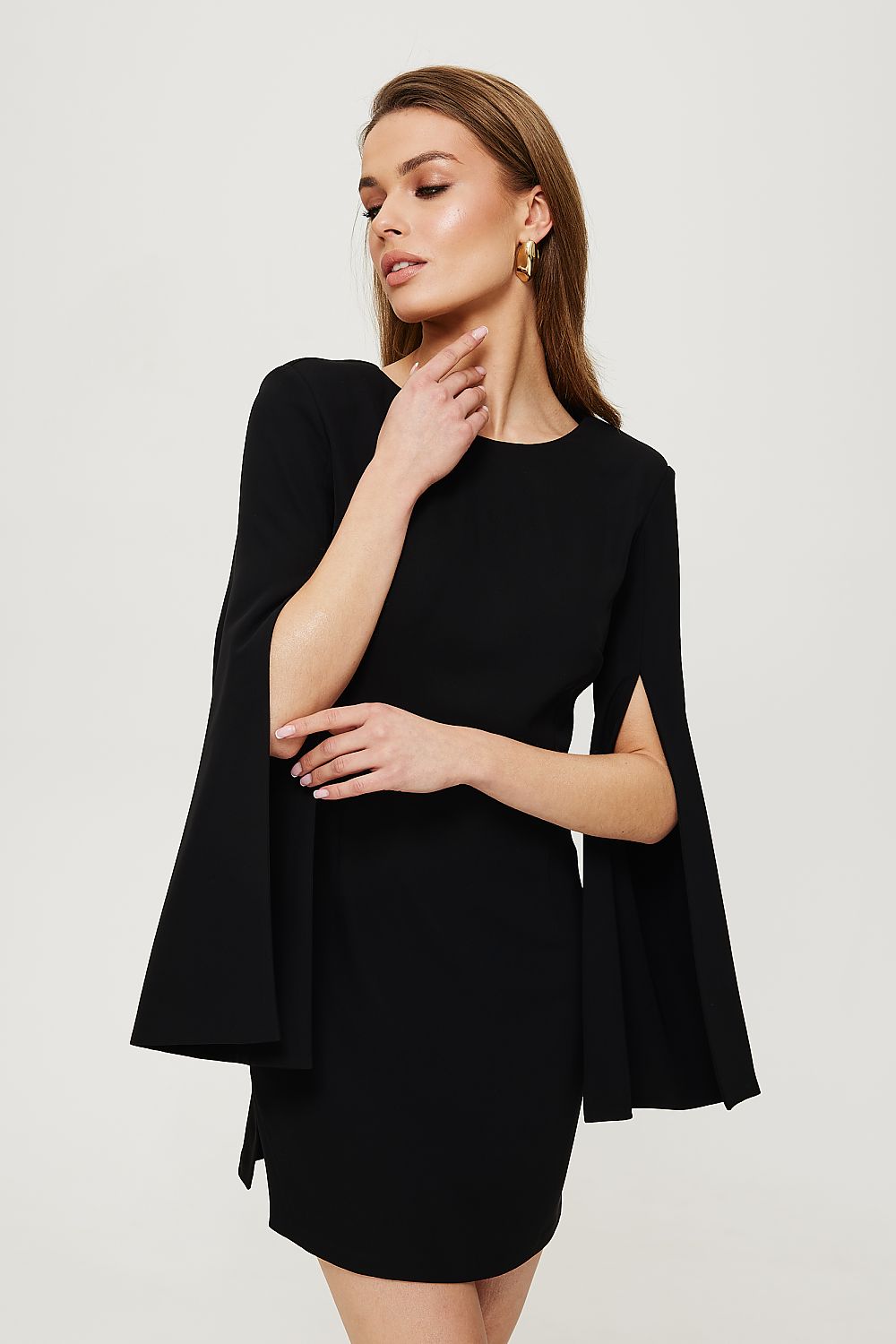 Robe de cocktail model 193976 Makover