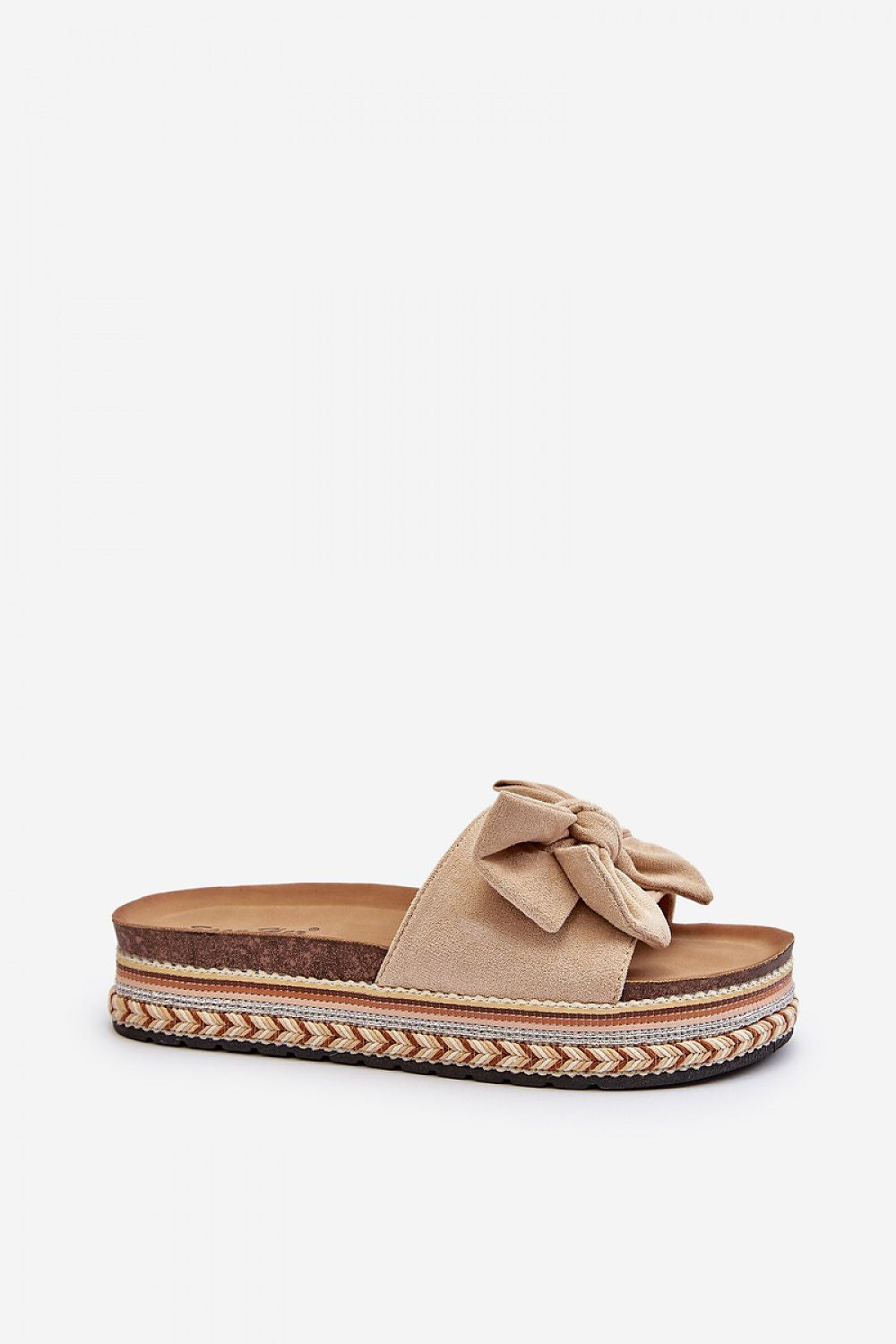 Clacquettes model 194135 Step in style