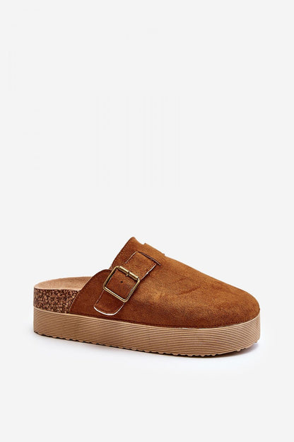 Clacquettes model 194158 Step in style