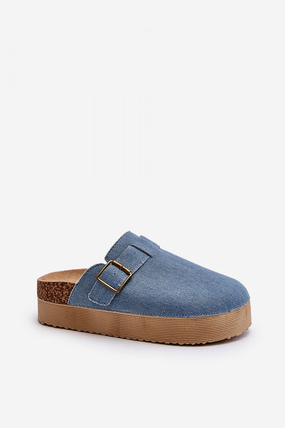 Clacquettes model 194161 Step in style