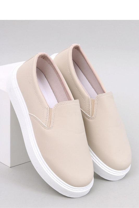 Slip-on model 194251 Inello