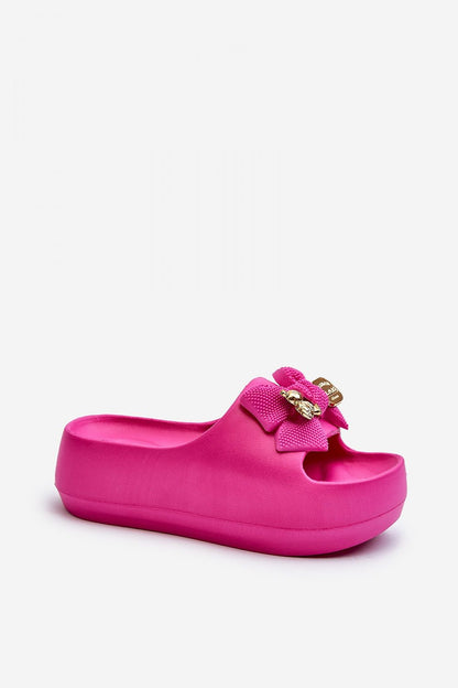 Clacquettes model 194373 Step in style