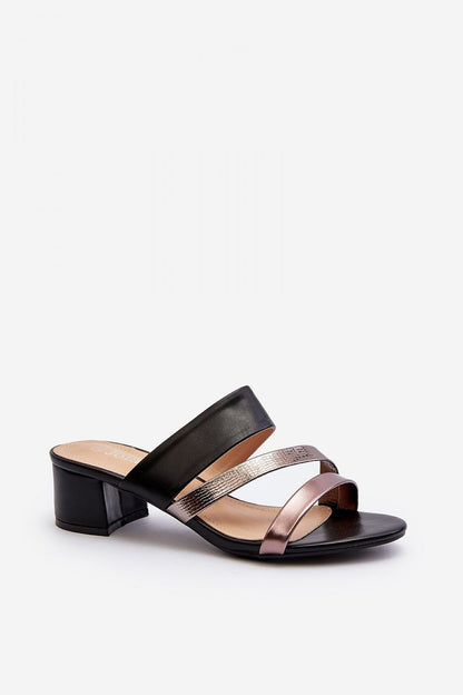 Clacquettes model 194383 Step in style