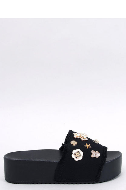 Clacquettes model 194641 Inello