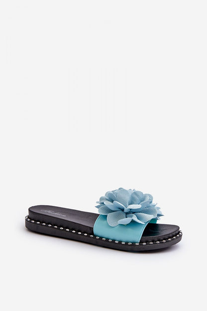 Clacquettes model 194703 Step in style