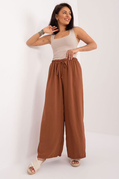 Pantalon femme model 194721 Italy Moda