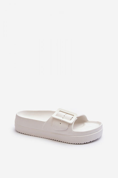 Clacquettes model 194984 Step in style