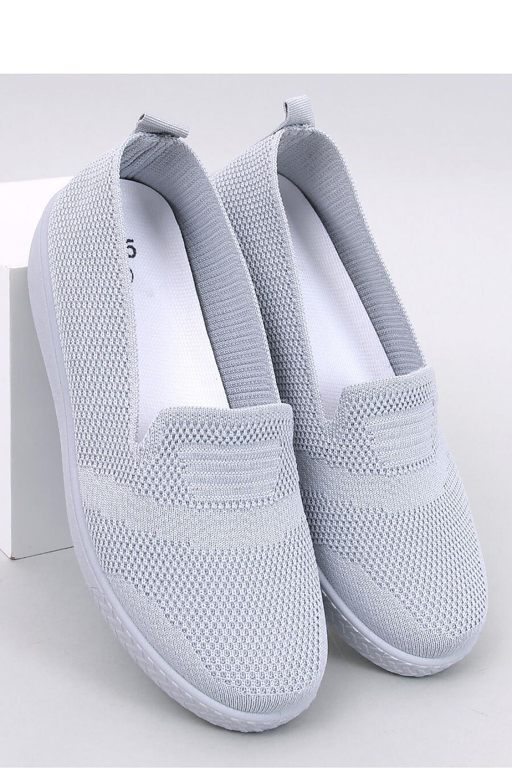 Slip-on model 195145 Inello