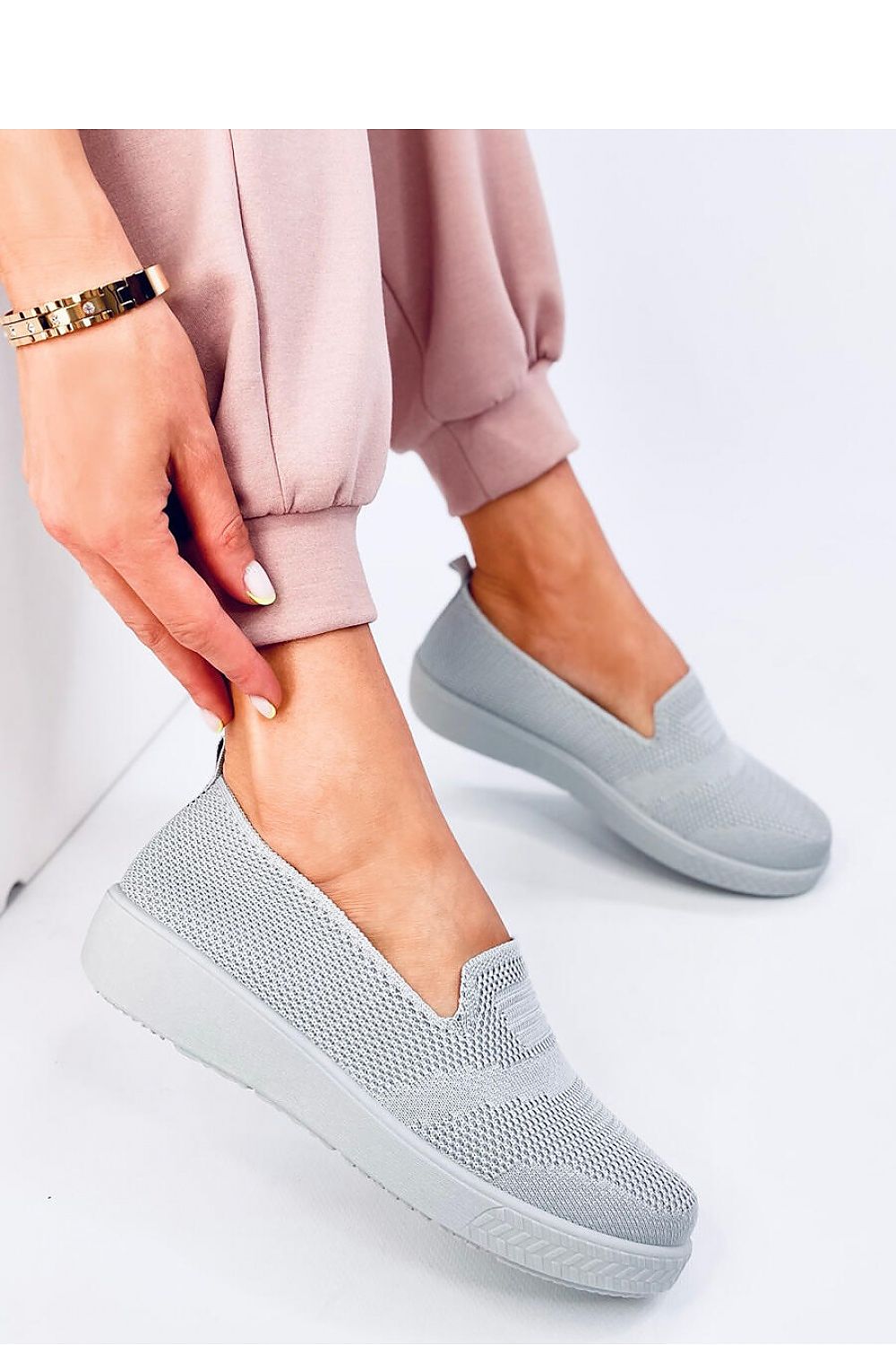 Slip-on model 195145 Inello
