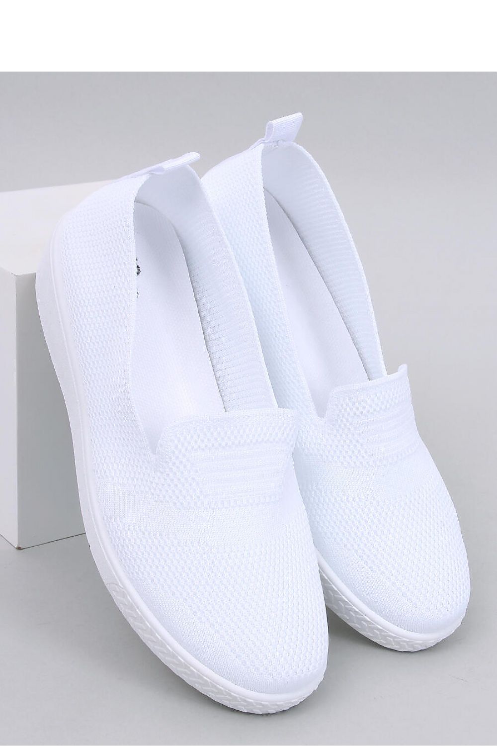 Slip-on model 195146 Inello