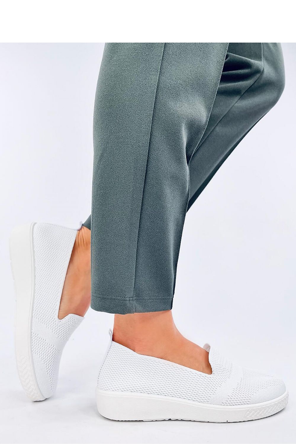 Slip-on model 195146 Inello
