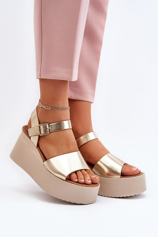 Cothurnes model 195287 Step in style