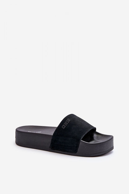 Clacquettes model 195431 Step in style