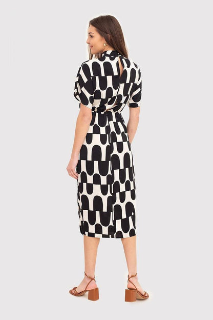 Robe de jour model 195485 Ax Paris