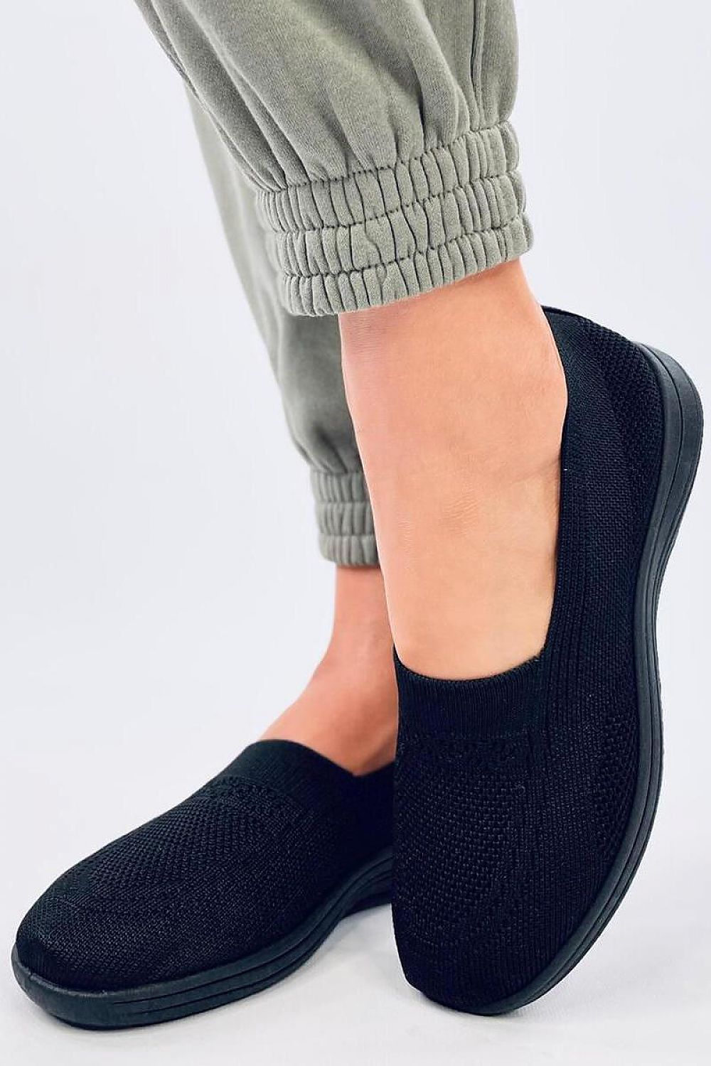 Slip-on model 195524 Inello