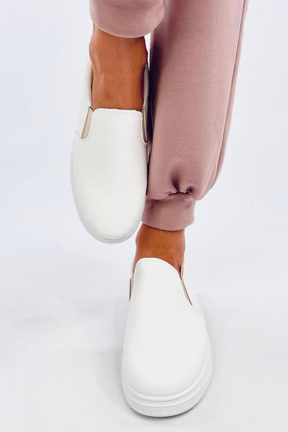 Slip-on model 195533 Inello
