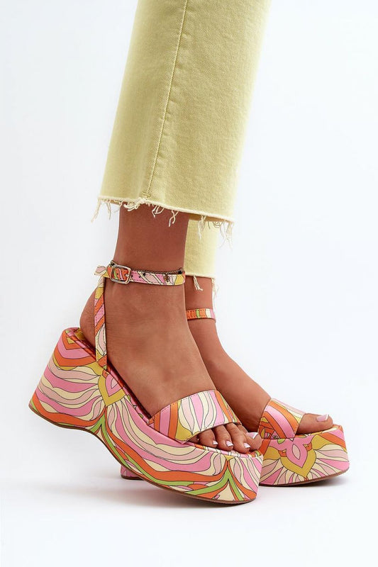 Cothurnes model 195755 Step in style