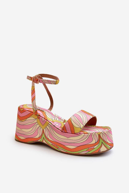 Cothurnes model 195755 Step in style