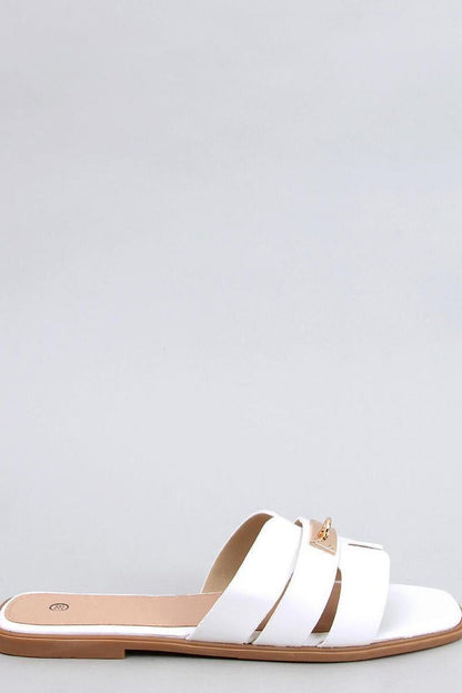 Clacquettes model 195984 Inello