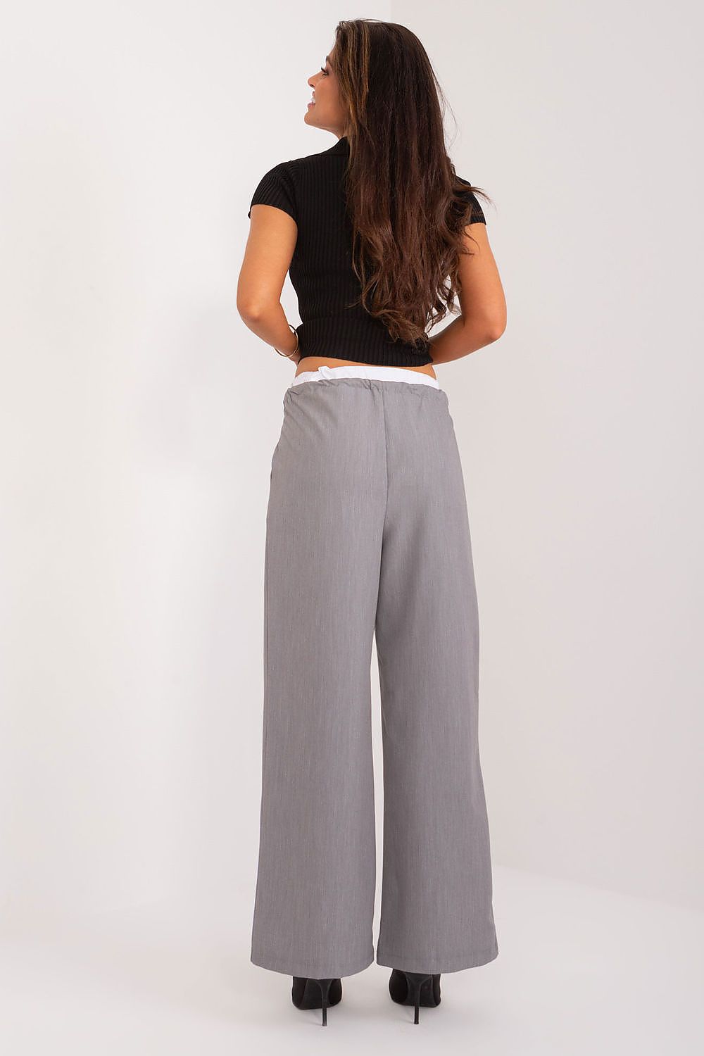 Pantalon femme model 196172 Italy Moda
