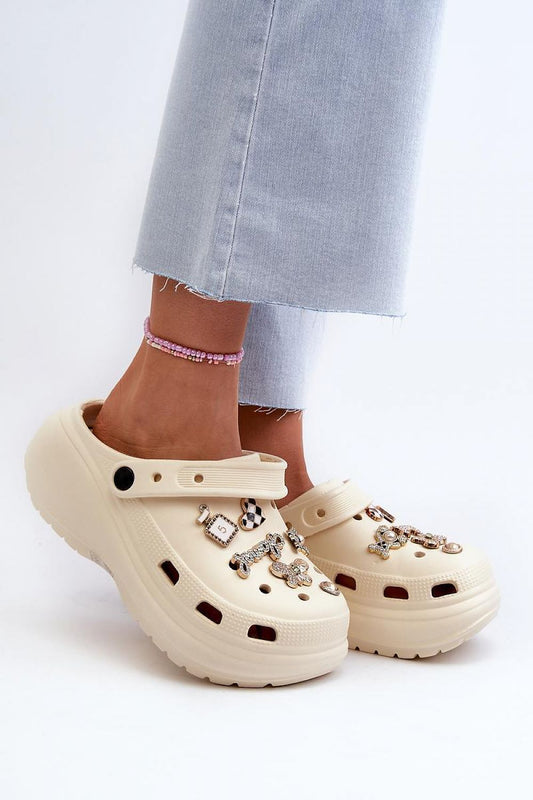 Clacquettes model 196222 Step in style