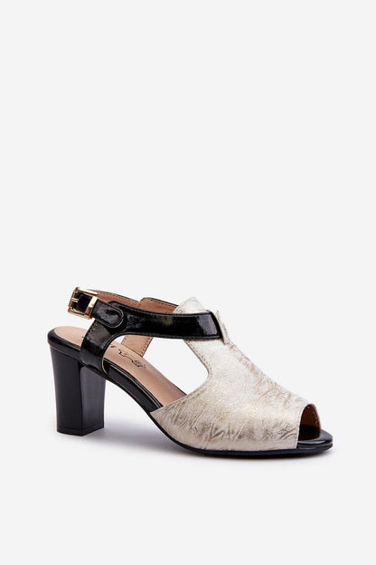 Clacquettes model 196230 Step in style