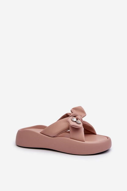 Clacquettes model 196420 Step in style