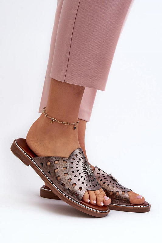 Clacquettes model 196423 Step in style