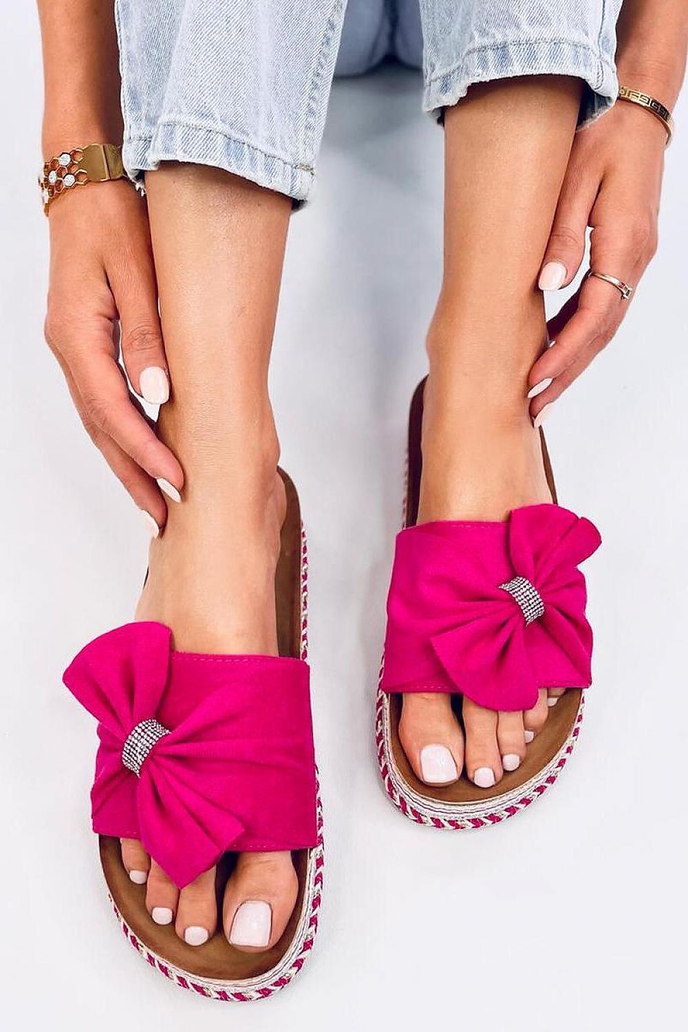 Clacquettes model 196539 Inello