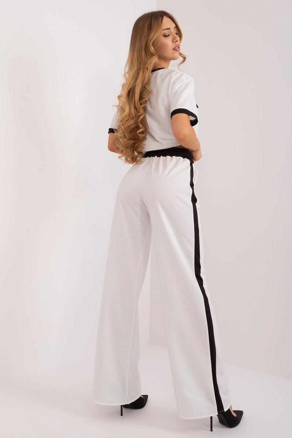 Pantalon femme model 196558 Lakerta
