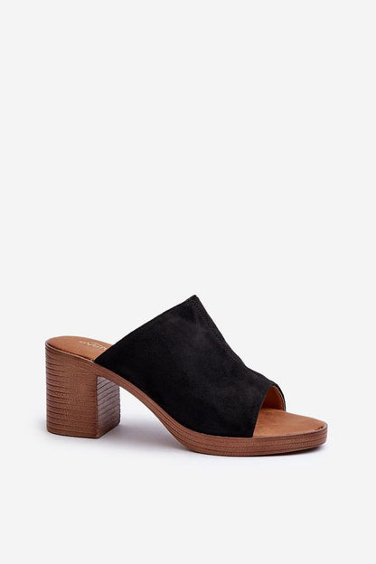 Clacquettes model 196661 Step in style