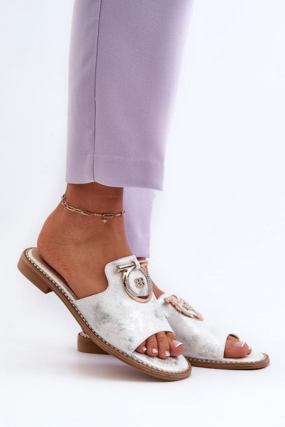 Clacquettes model 196663 Step in style
