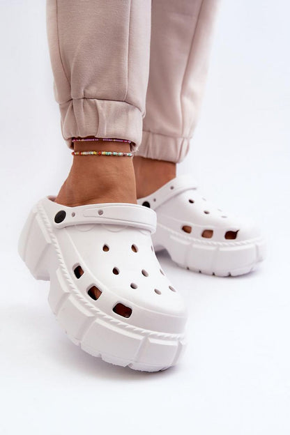 Clacquettes model 196682 Step in style