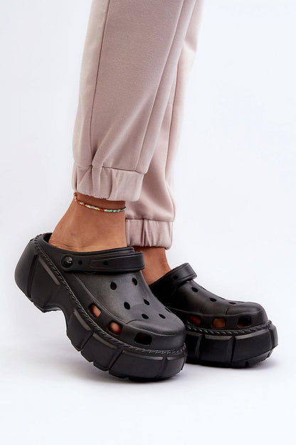 Clacquettes model 196683 Step in style