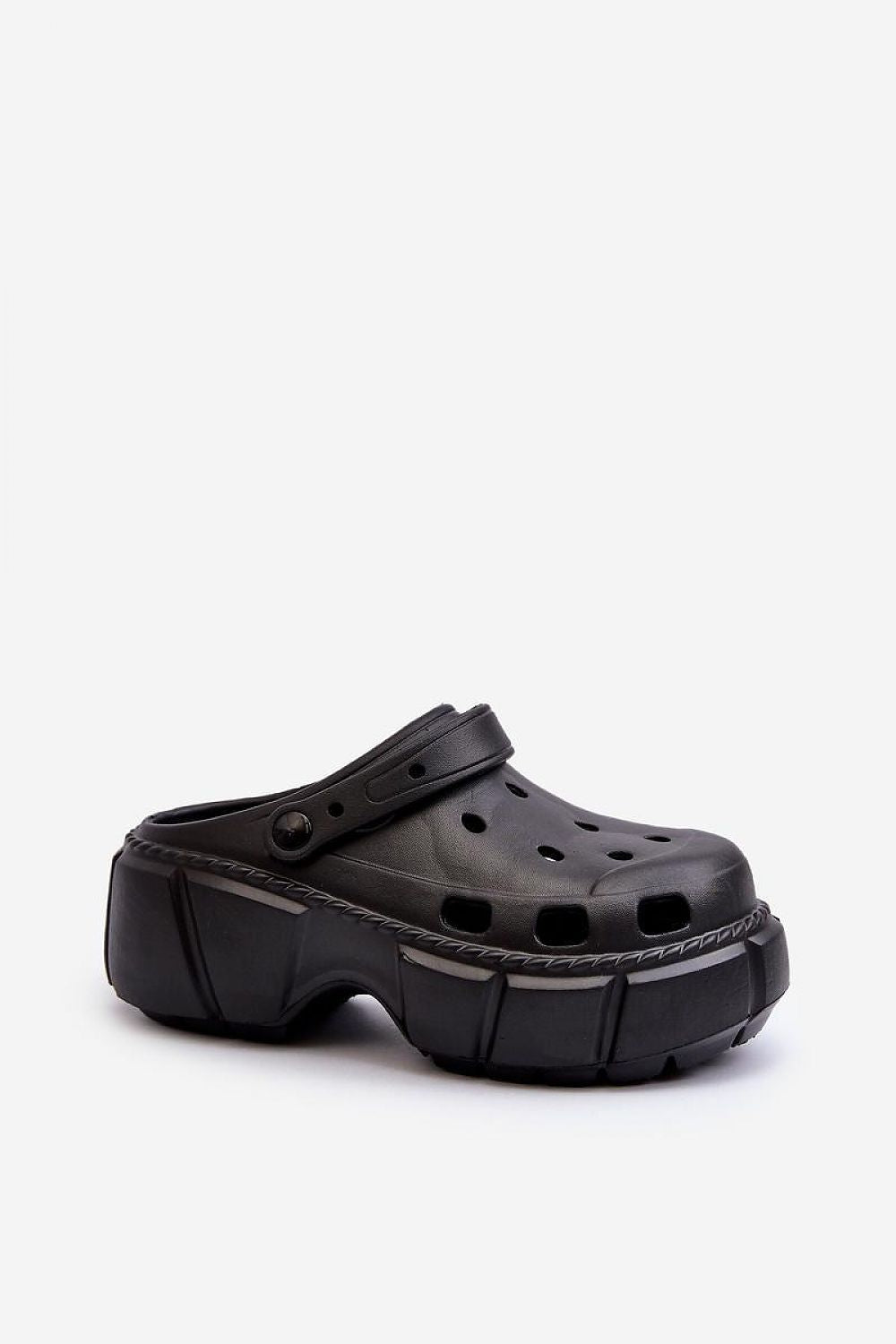 Clacquettes model 196683 Step in style