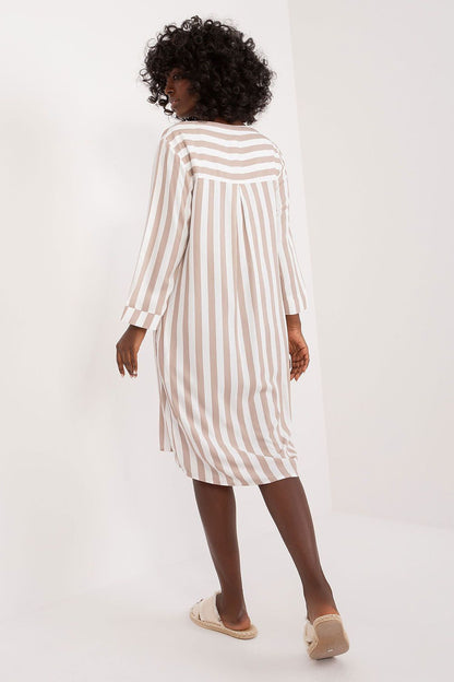 Robe de jour model 196909 Sublevel