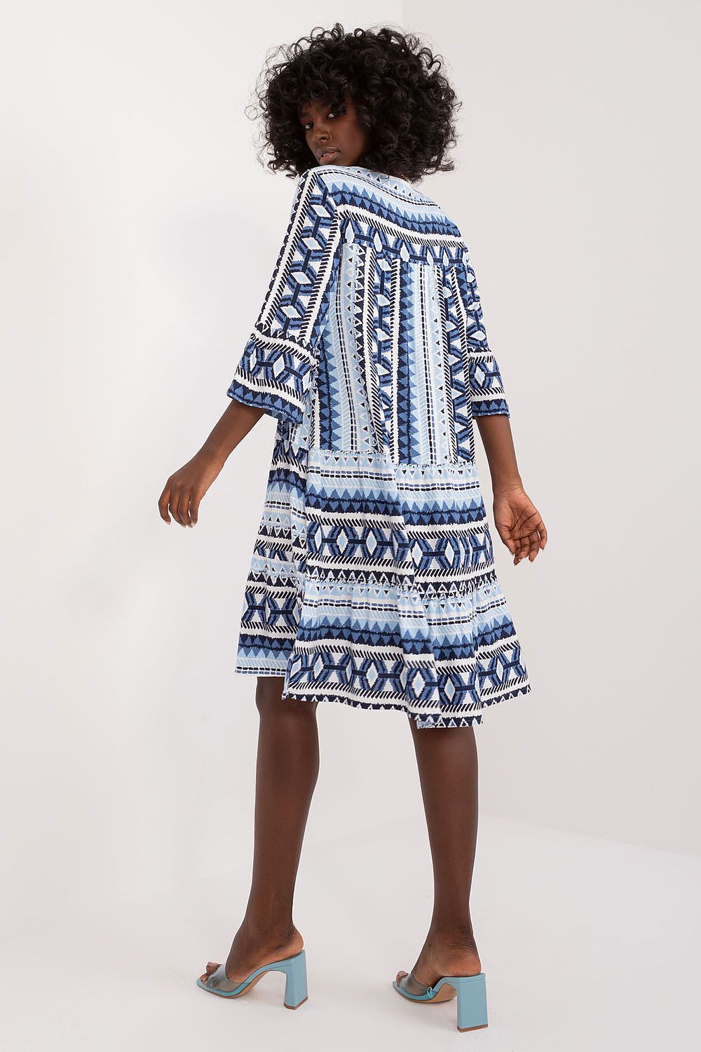 Robe de jour model 196911 Sublevel