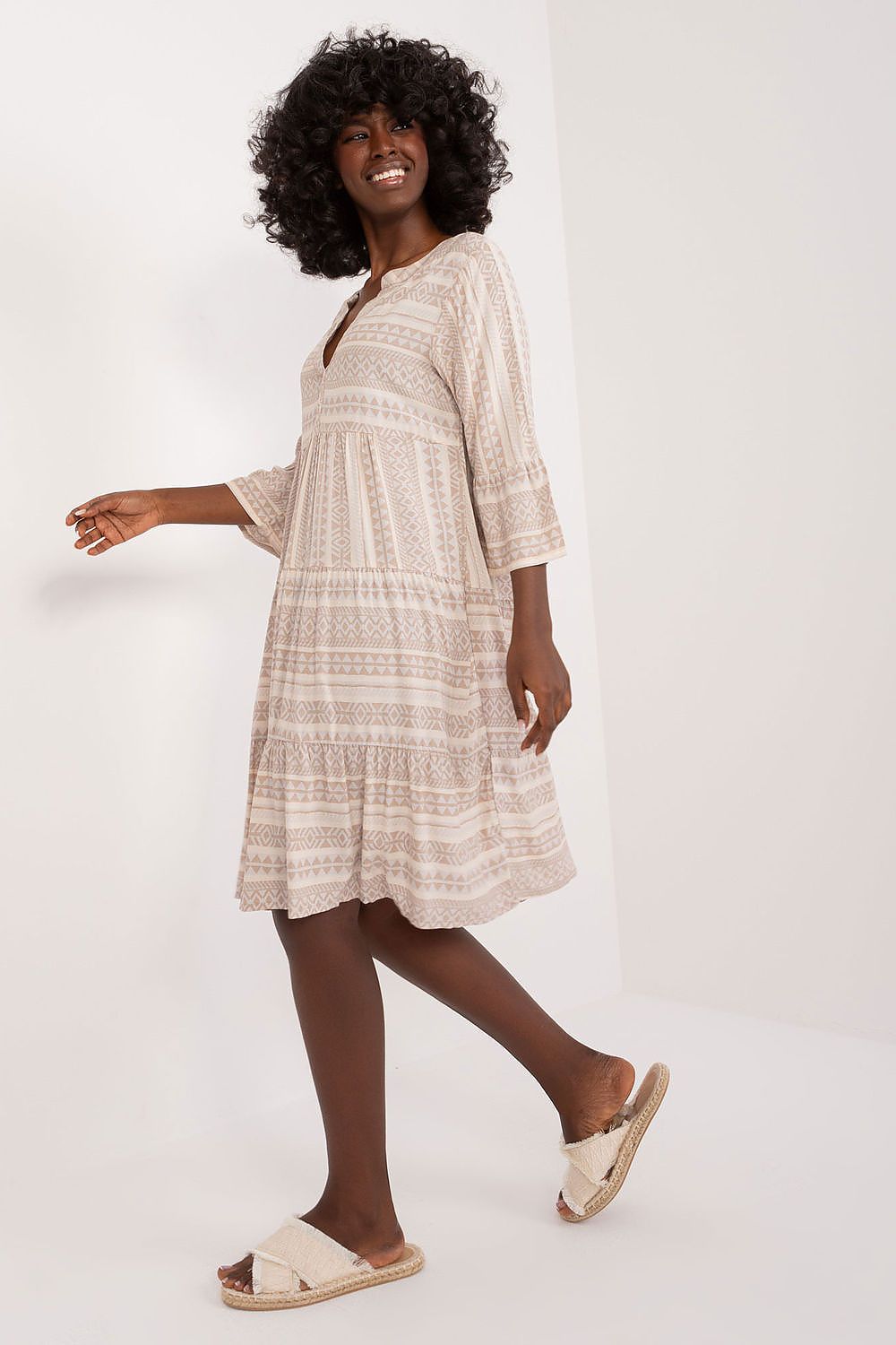 Robe de jour model 196913 Sublevel