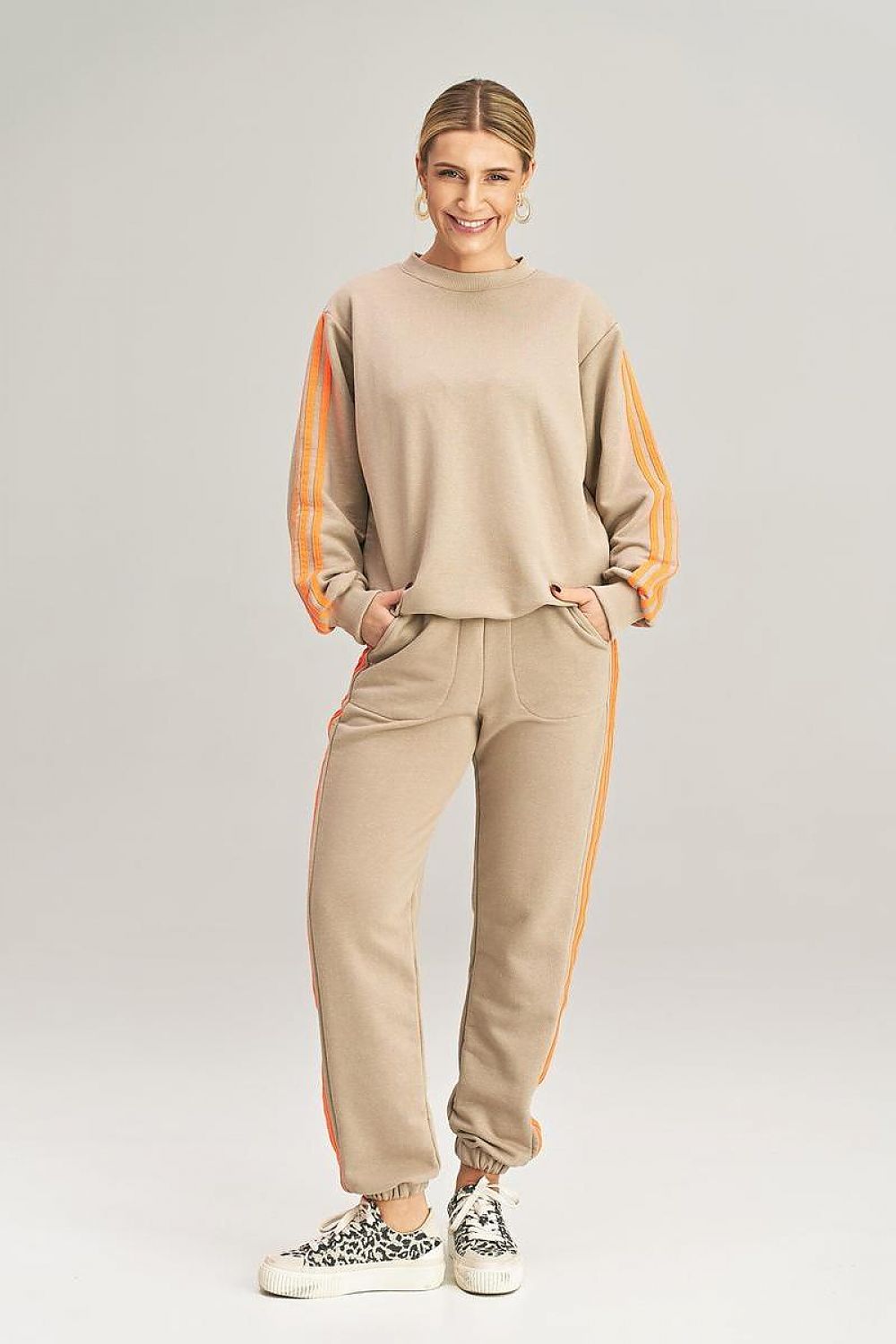 L`ensemble model 197195 Figl