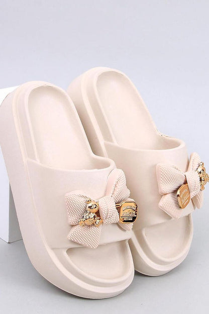 Clacquettes model 197284 Inello