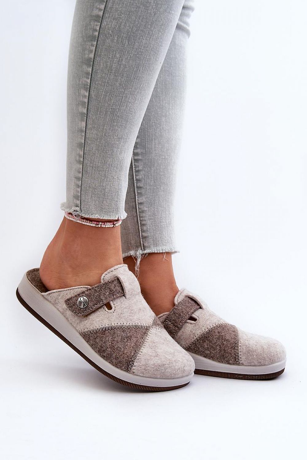 Pantoufles model 197409 Step in style