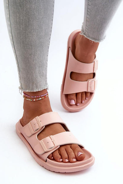 Clacquettes model 197414 Step in style