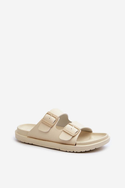 Clacquettes model 197418 Step in style