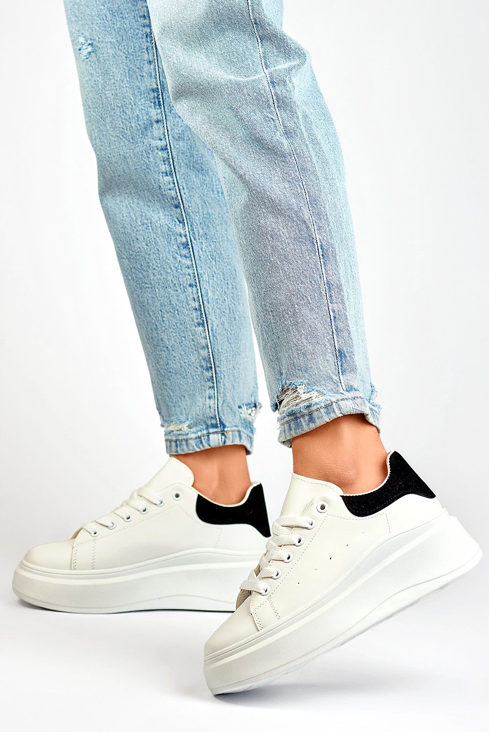 Chaussures de sport model 197518 PRIMO