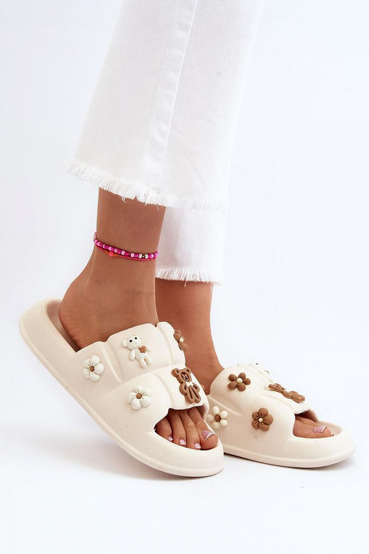 Clacquettes model 197649 Step in style