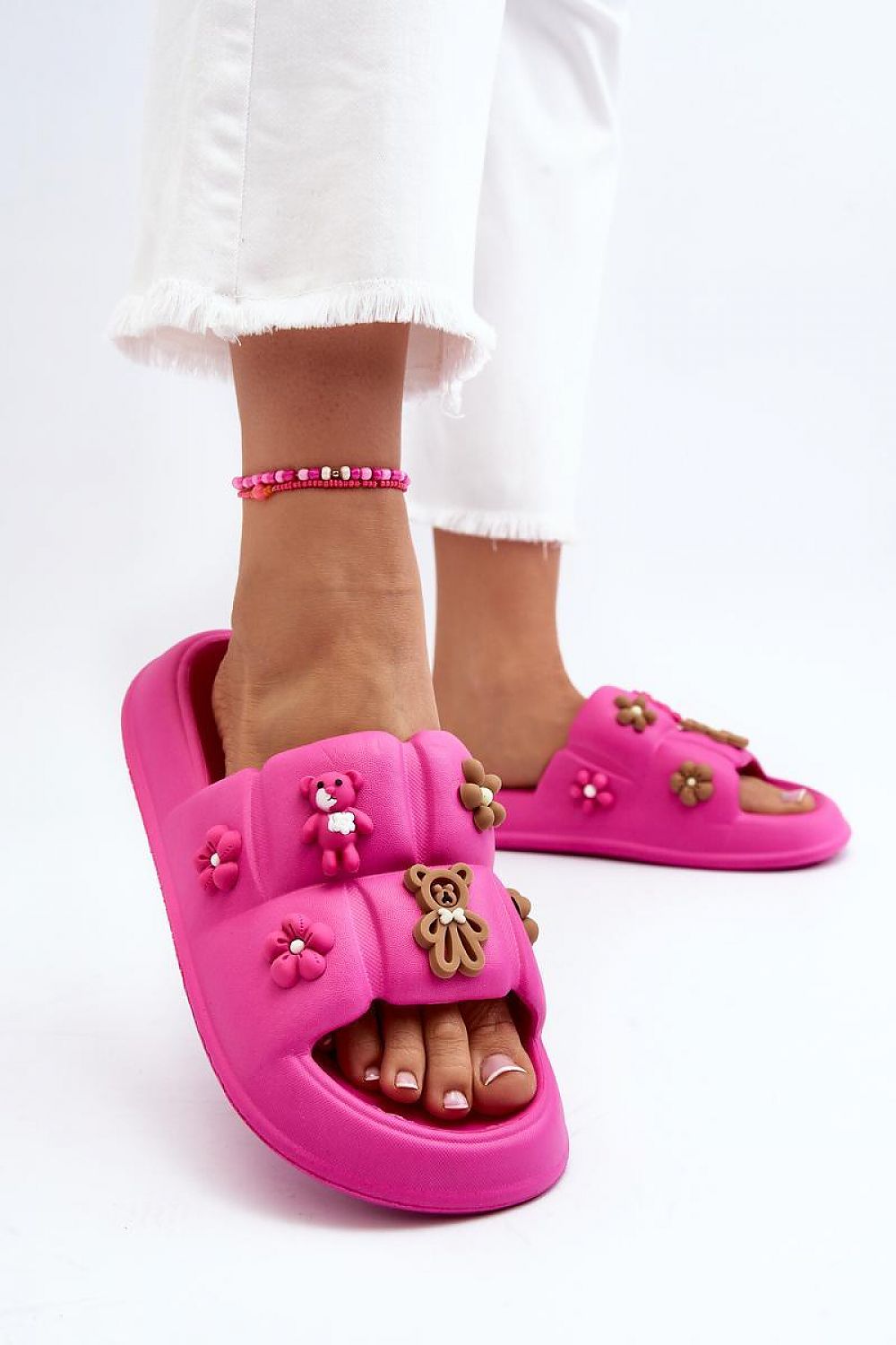 Clacquettes model 197651 Step in style