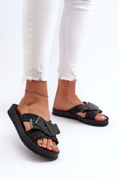 Clacquettes model 197655 Step in style